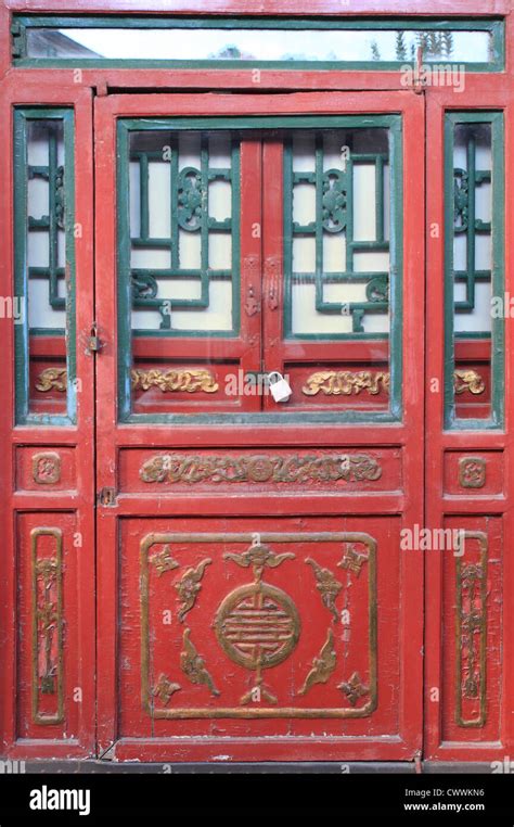 側門|side entrance in Traditional Chinese